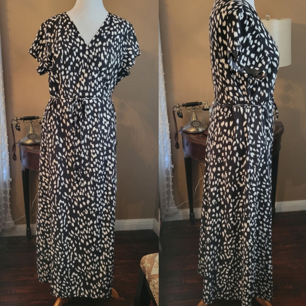 Boohoo maxi wrap dress